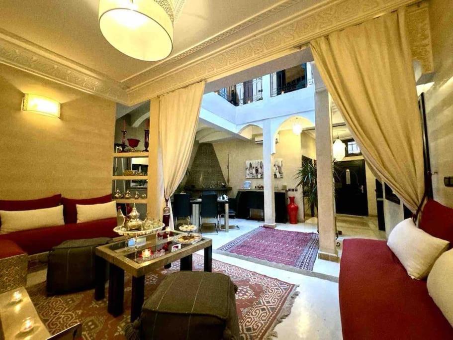 Riad Art De Vivre Avec Jacuzzi Маракеш Екстериор снимка