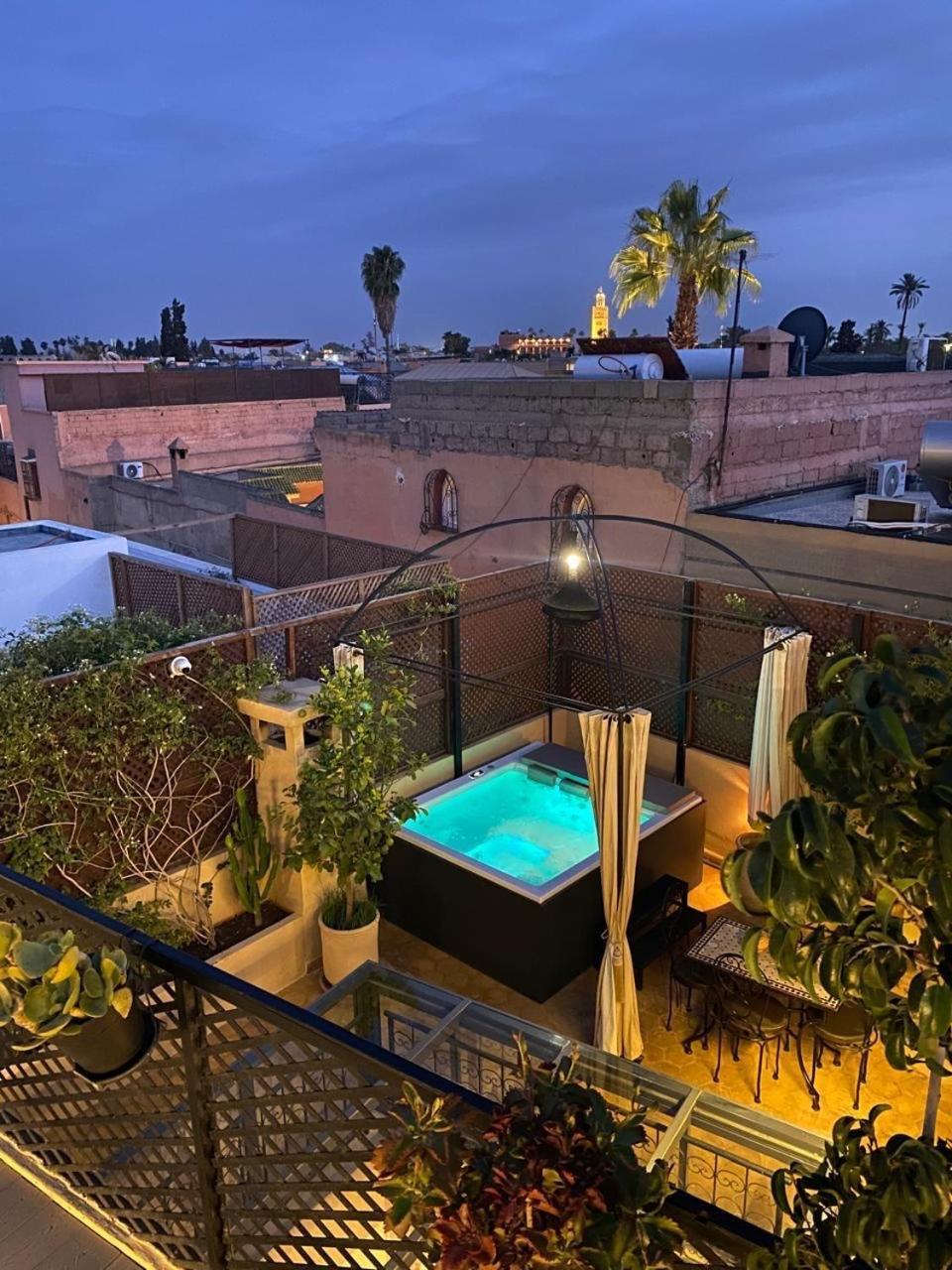Riad Art De Vivre Avec Jacuzzi Маракеш Екстериор снимка